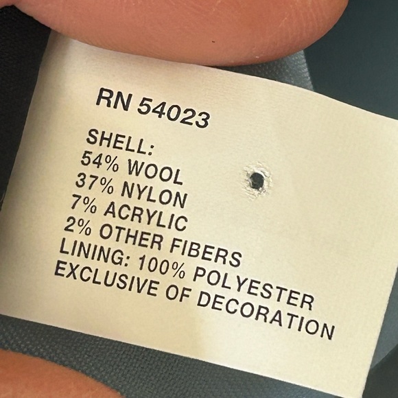 NWT Gap pale blue a line skirt size 2. Wool blend w/nordic looking trim. Lined! - Picture 15 of 15